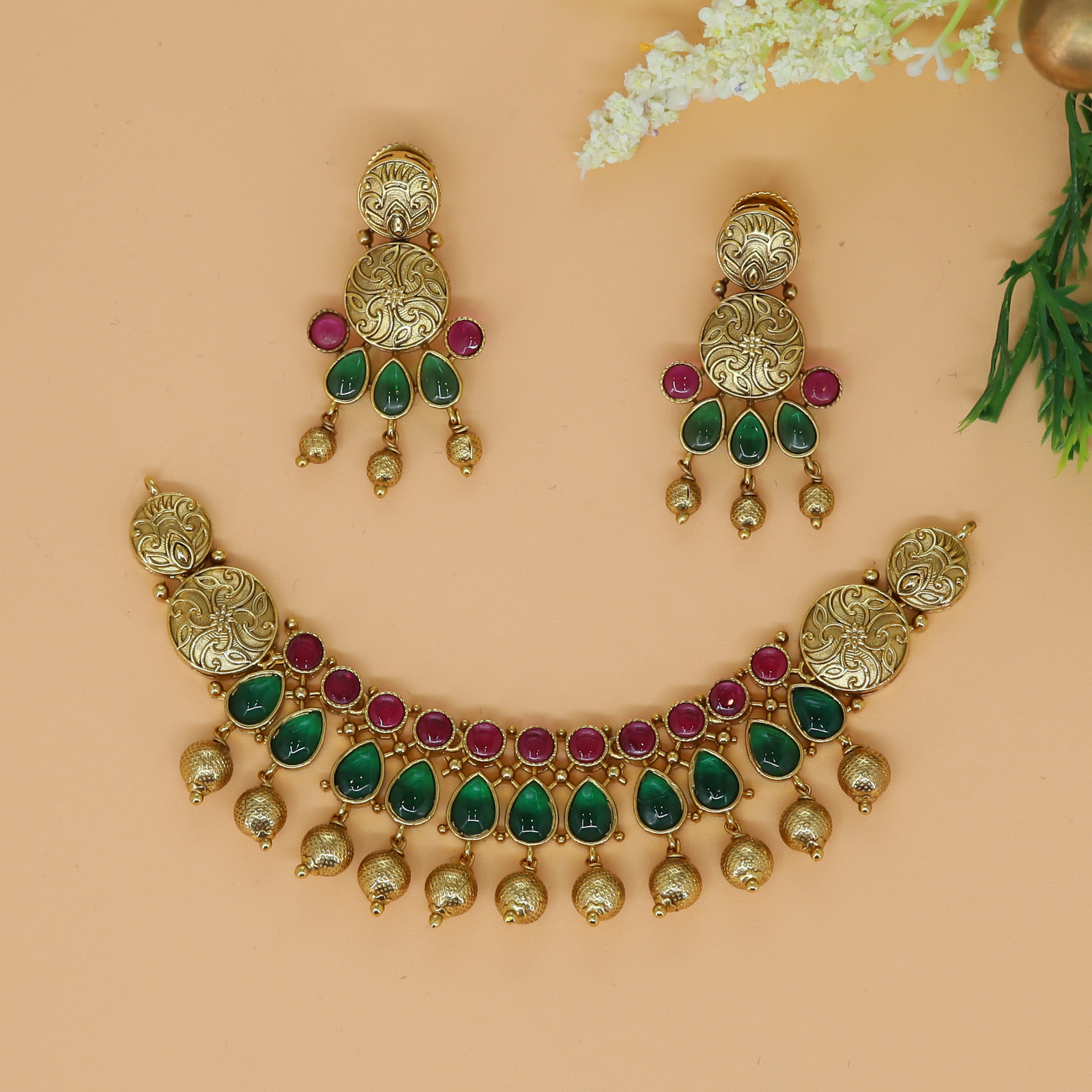 Mandara Filigree Medallion Pendant Set with Teardrop Stone Fringe