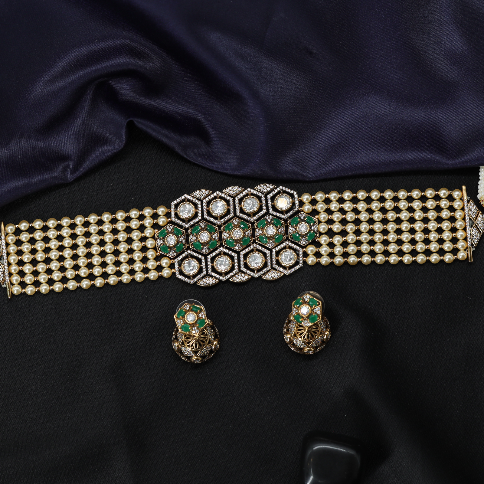 Radiant Hexagon Motif Choker with Layered Pearl Band Structure