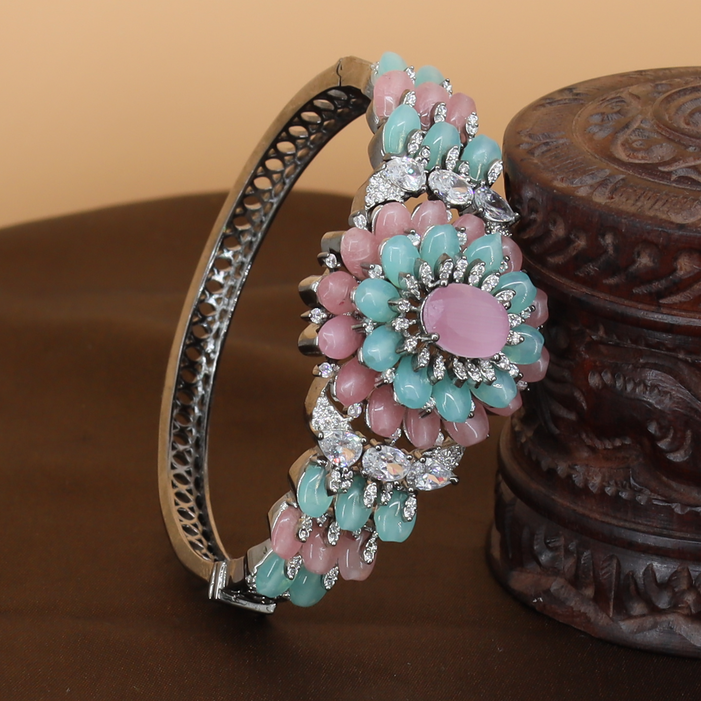 Graceful Floral Cluster Rhodium Kada with Decorative Centrepiece