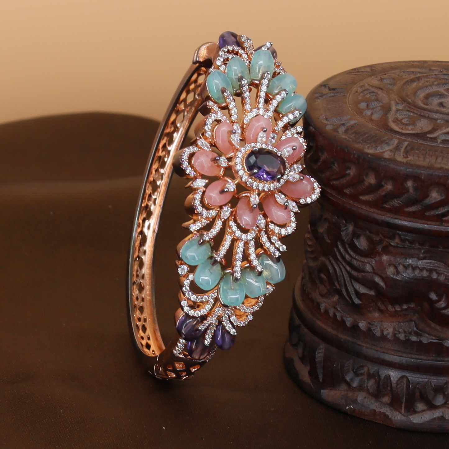 Refined Botanical Style Kada with Statement Floral Arrangement