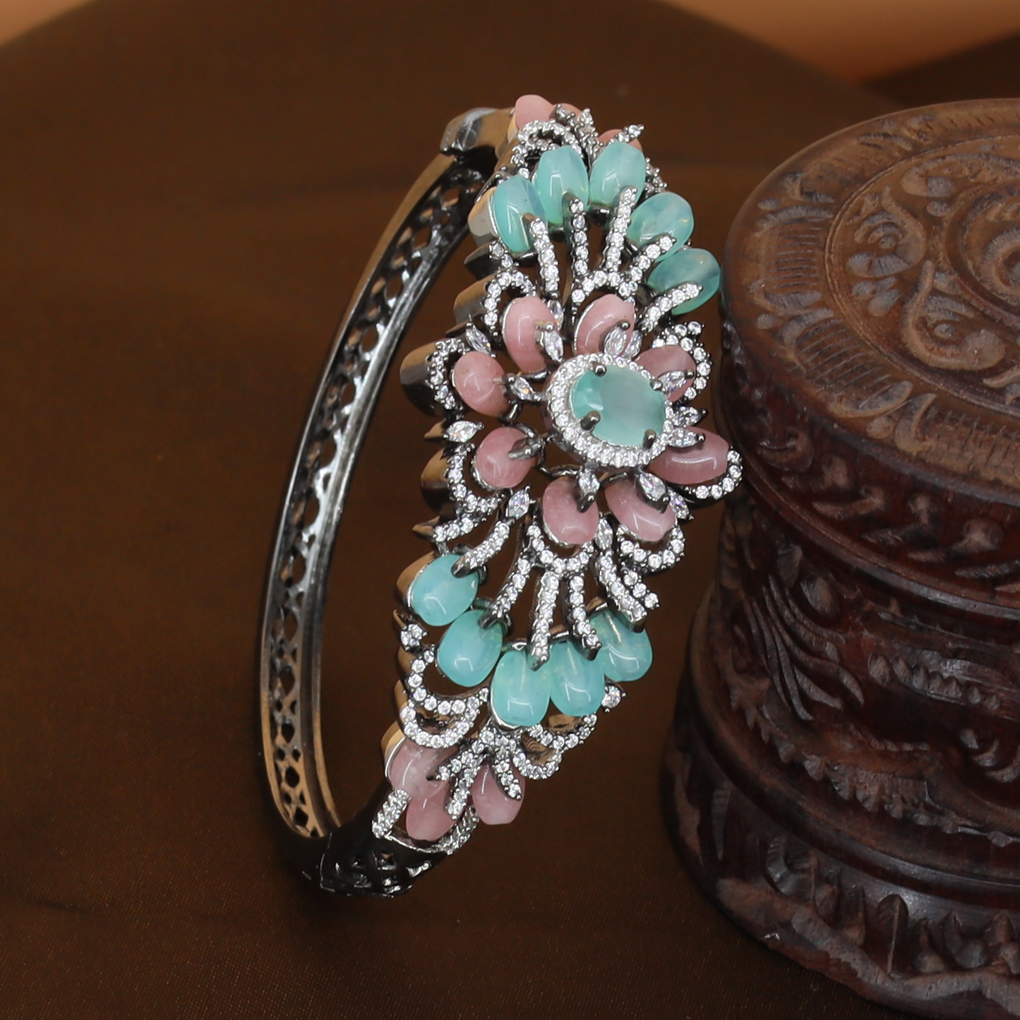 Whispering Petal Cluster Kada with Elegant Floral Spread