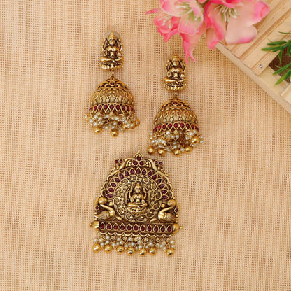 Antique Lakshmi pendant set with twin swan detailing and pearl drops