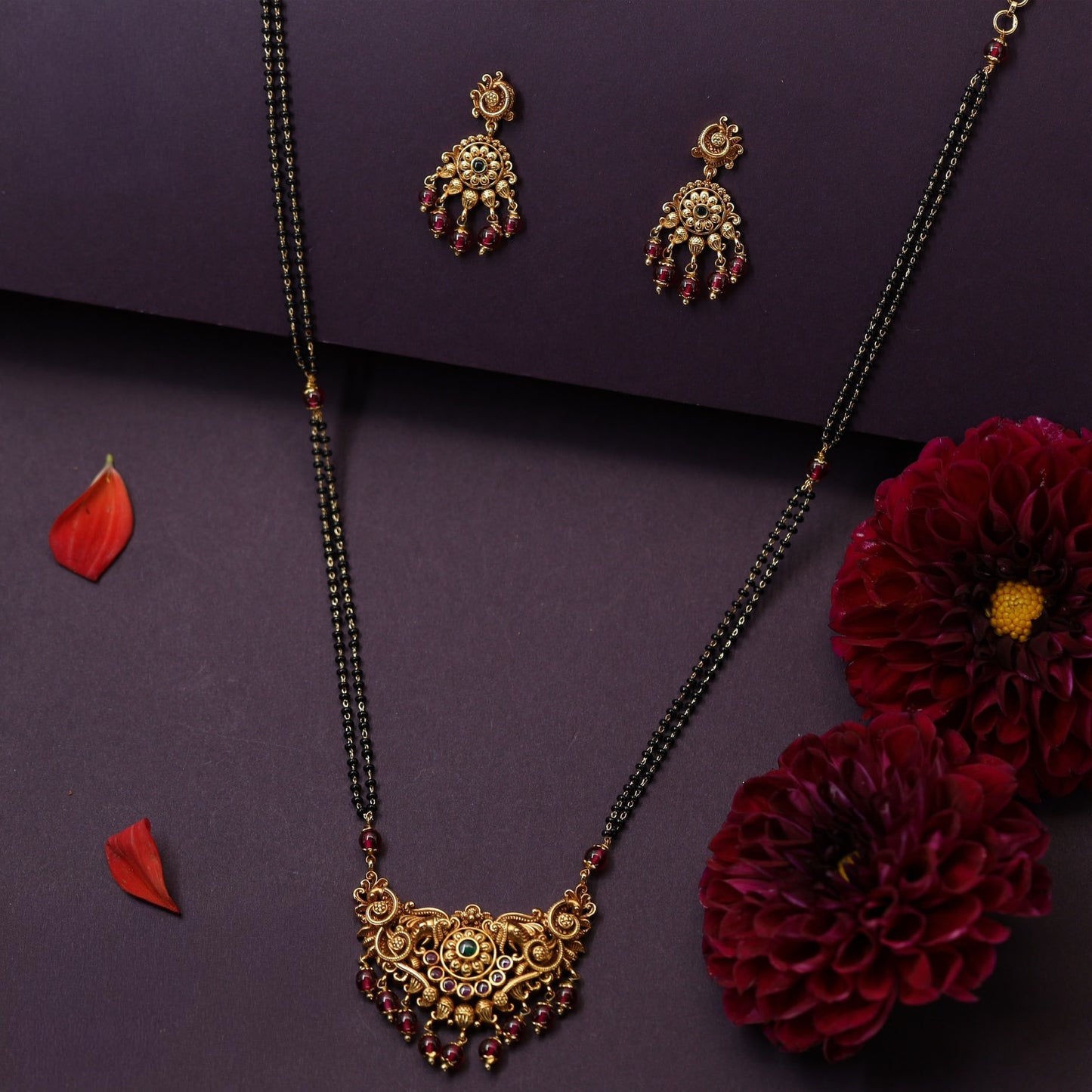 Traditional Mangalsutra with Detailed Pendant and Bead Accents