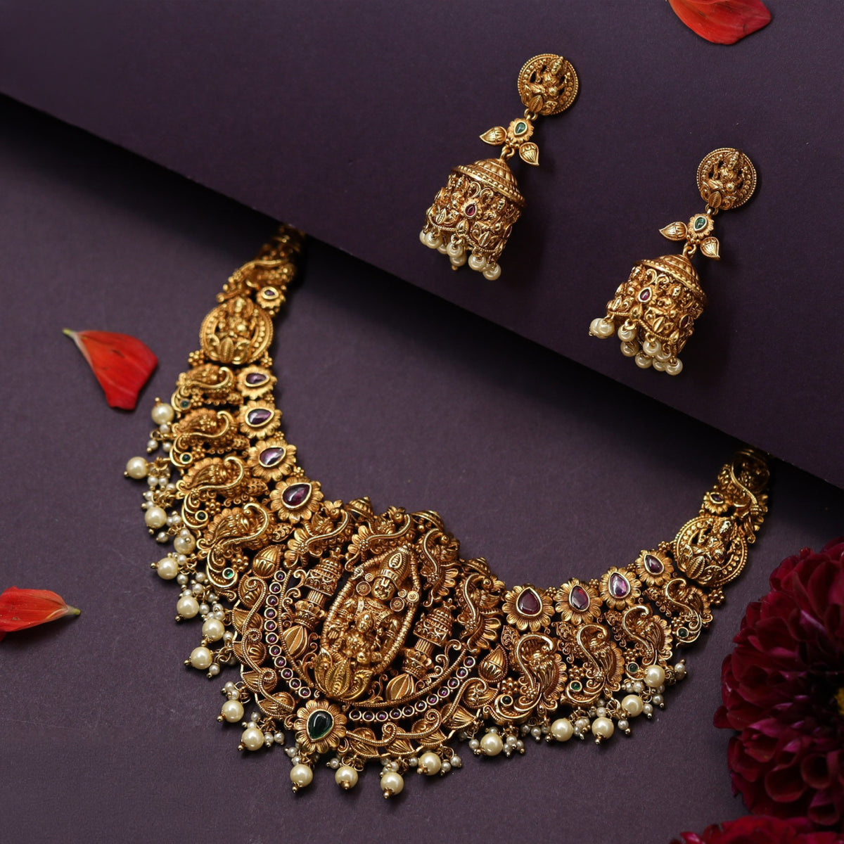 Grand Balaji Necklace With Intricate Pendant Work