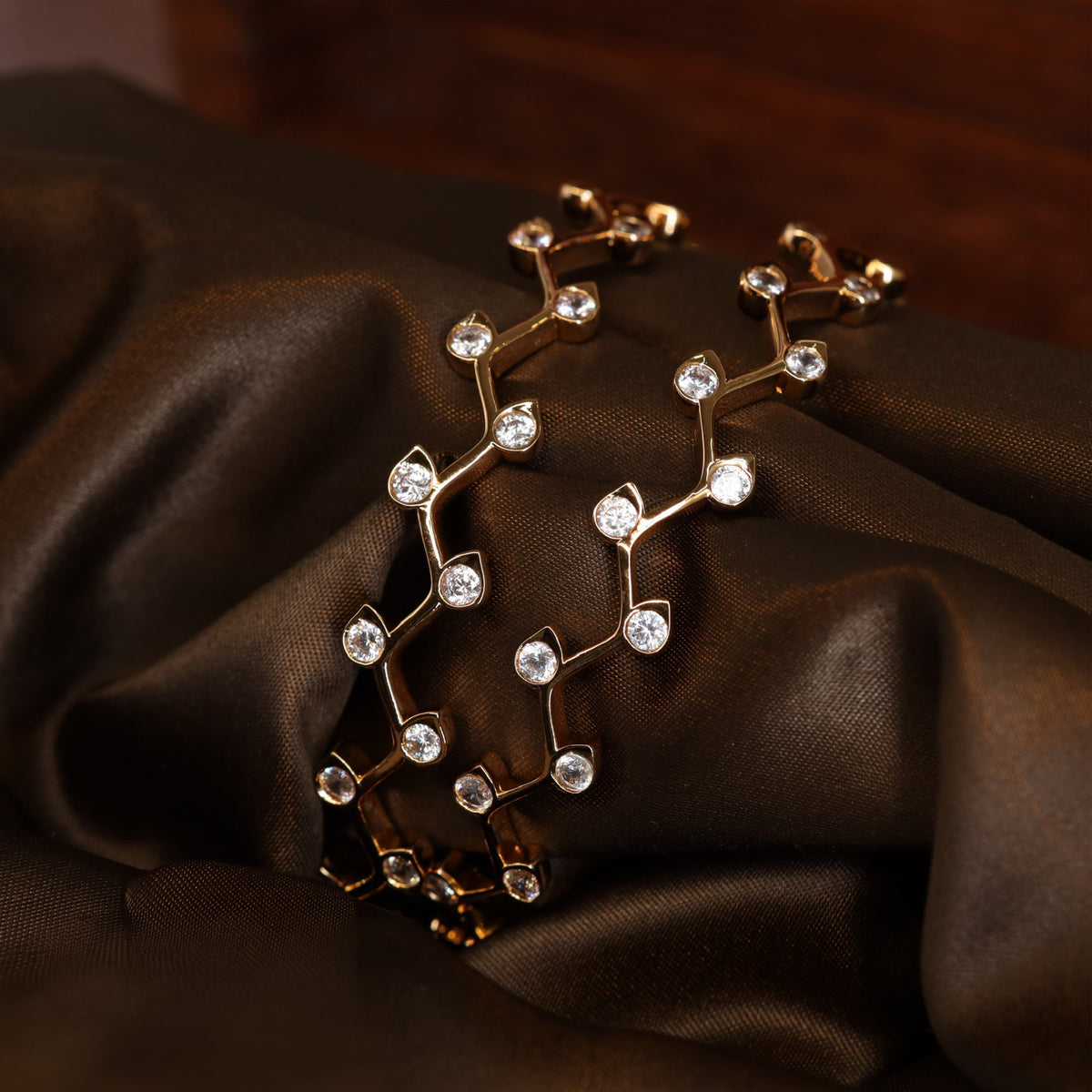 Structured Chain Style Bangles with Multi Point Stone Detailing