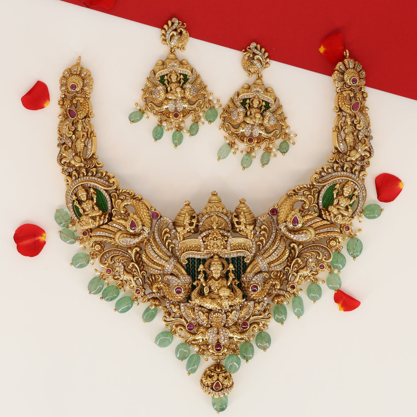 Antique Necklace X106288