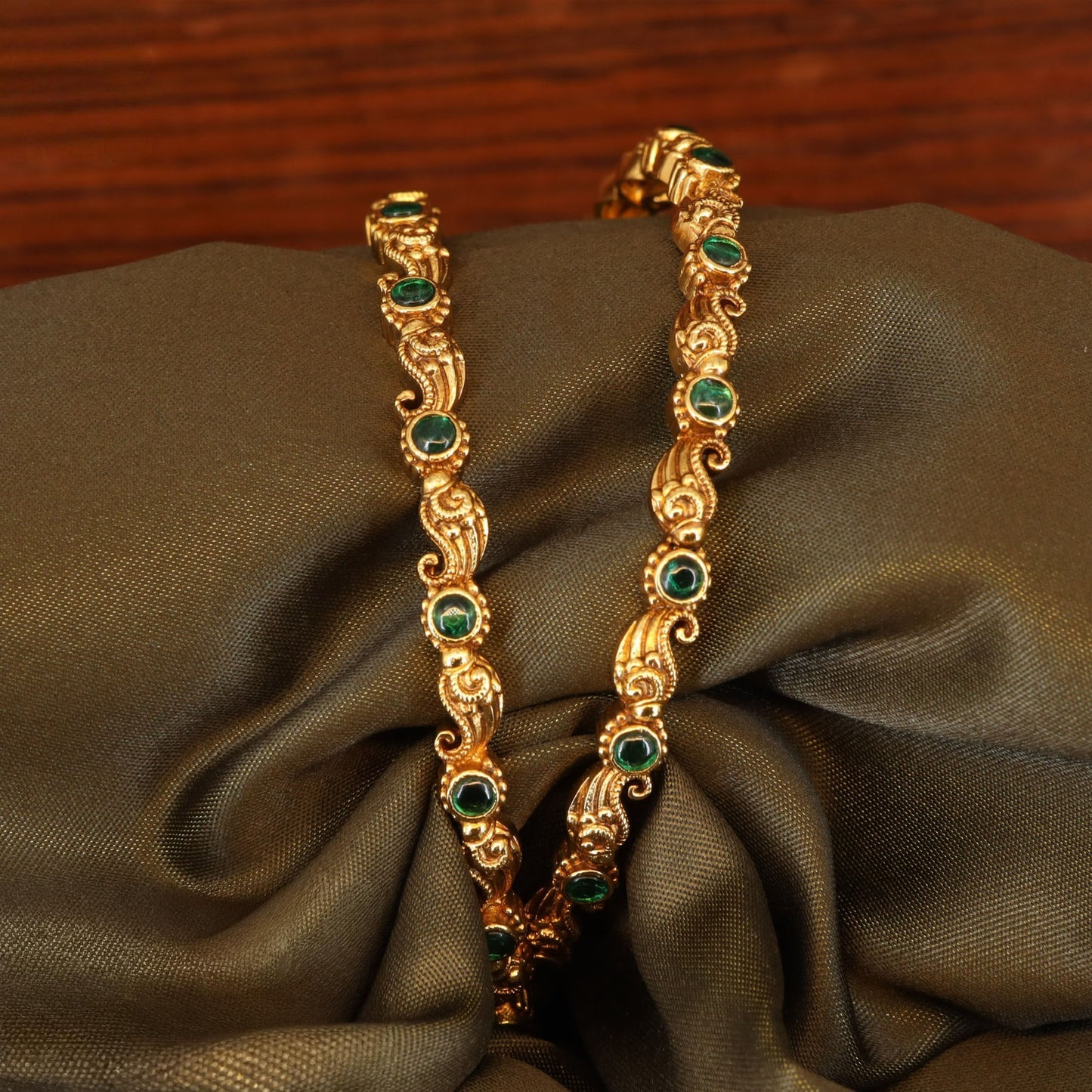 Decorative Flow Bangles with Continuous Scrollwork and Structured Pattern