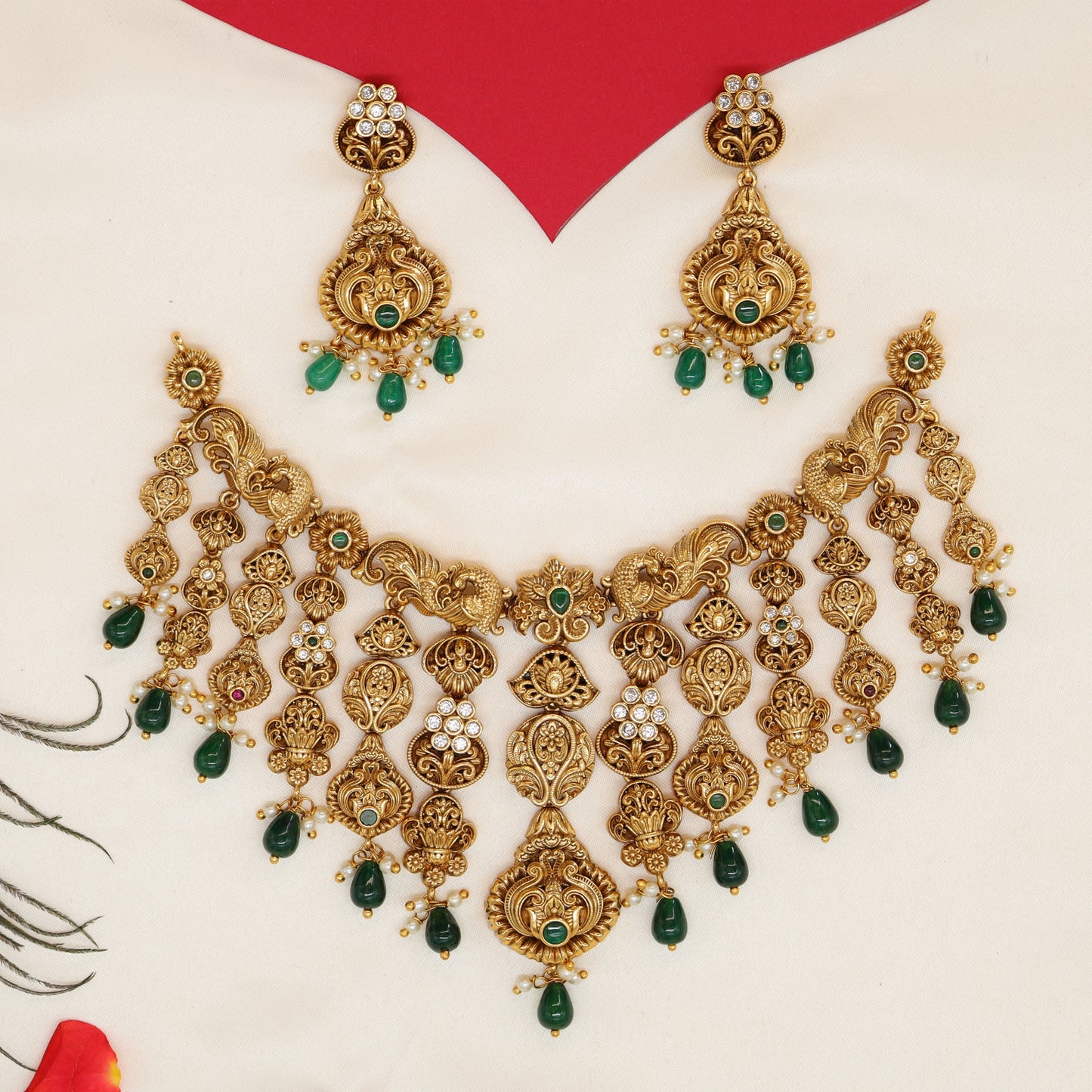 Antique Choker X106390