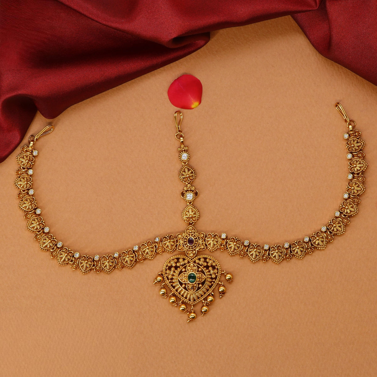 Intricate Heart Motif Chain Headset with Ornate Pendant Drop
