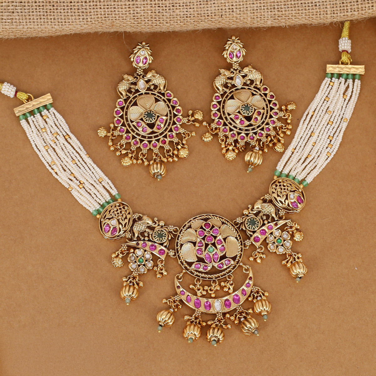 Kundan Pearl Necklace With Intricate Circular Work