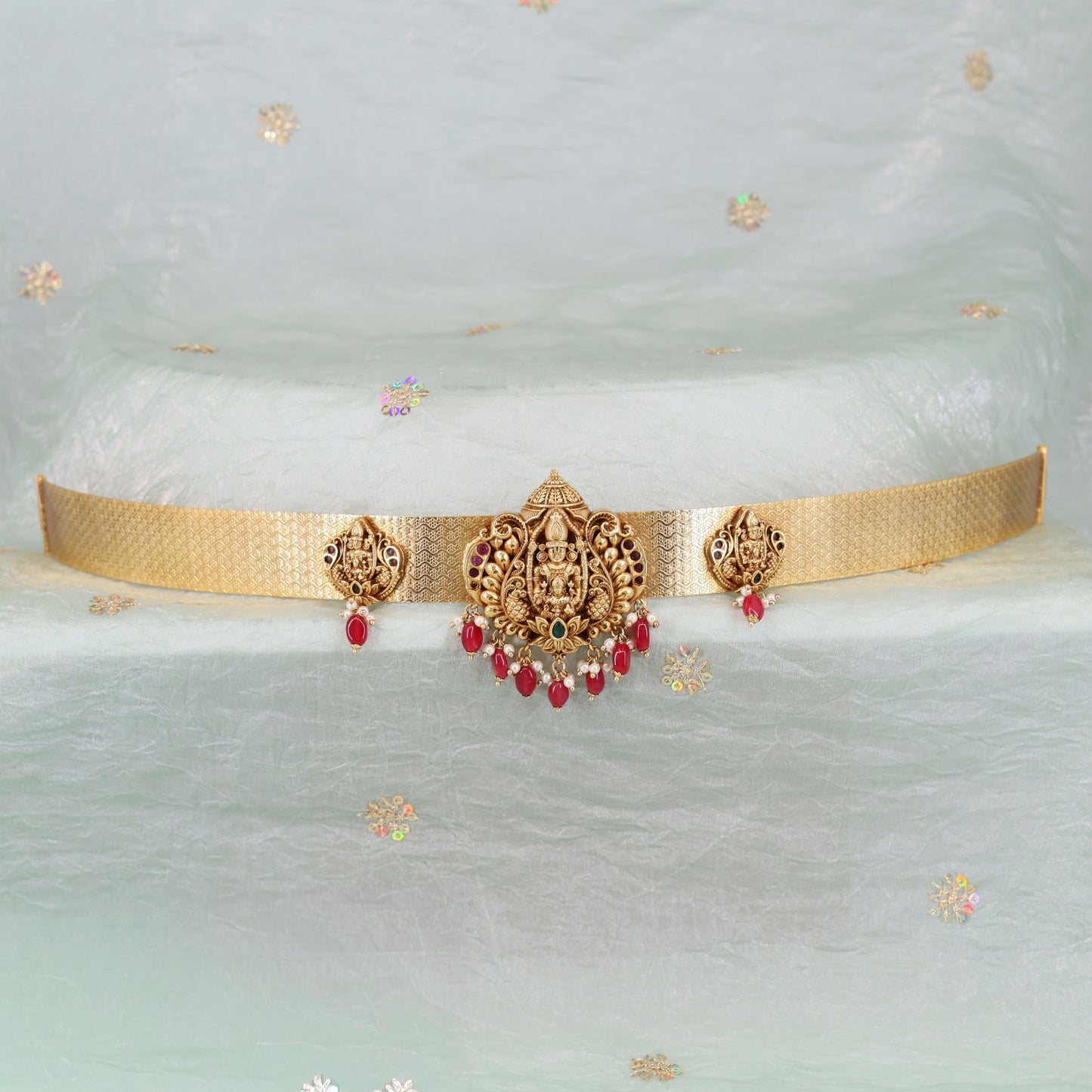 Graceful Venkateshwara Motif Waist Belt with Symmetrical Side Elements and Drop Details