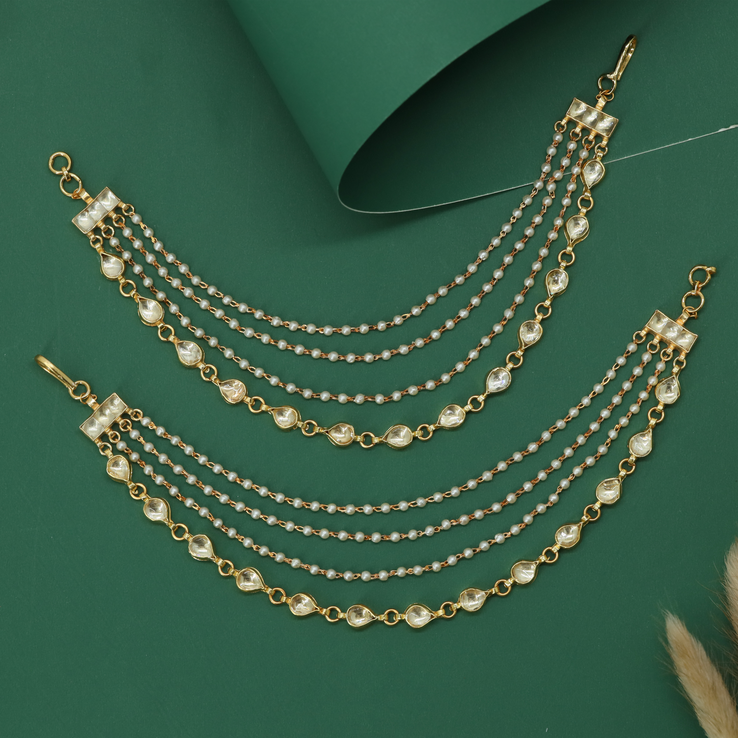 Minimal Multi Strand Kundan Mati with Clean Chains and Linked Border Accents