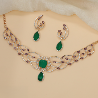 Rose gold crystal necklace with an artistic interwoven structure