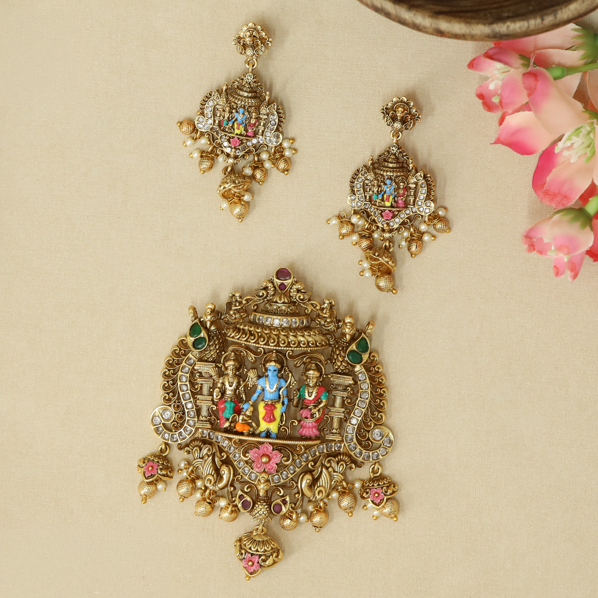 Bridal Ram Darbar Pendant Set with Intricate Traditional Detailing