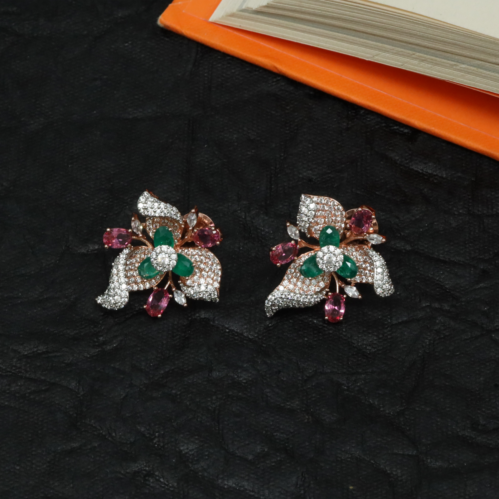 Delicate Botanical Stud with Flowing Leaf Motifs and Floral Centre Structure
