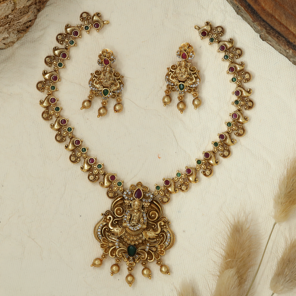 Elegant Antique Necklace with Lakshmi Pendant and Ornate Detailing