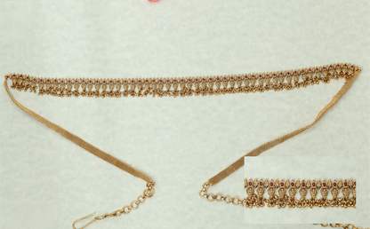 Decorative Row Waist Belt with Repeating Circular Links and Drop Border