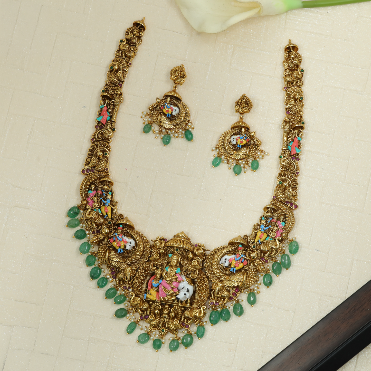 Heritage Krishna long haara with elaborate centre design and sculpted side panels