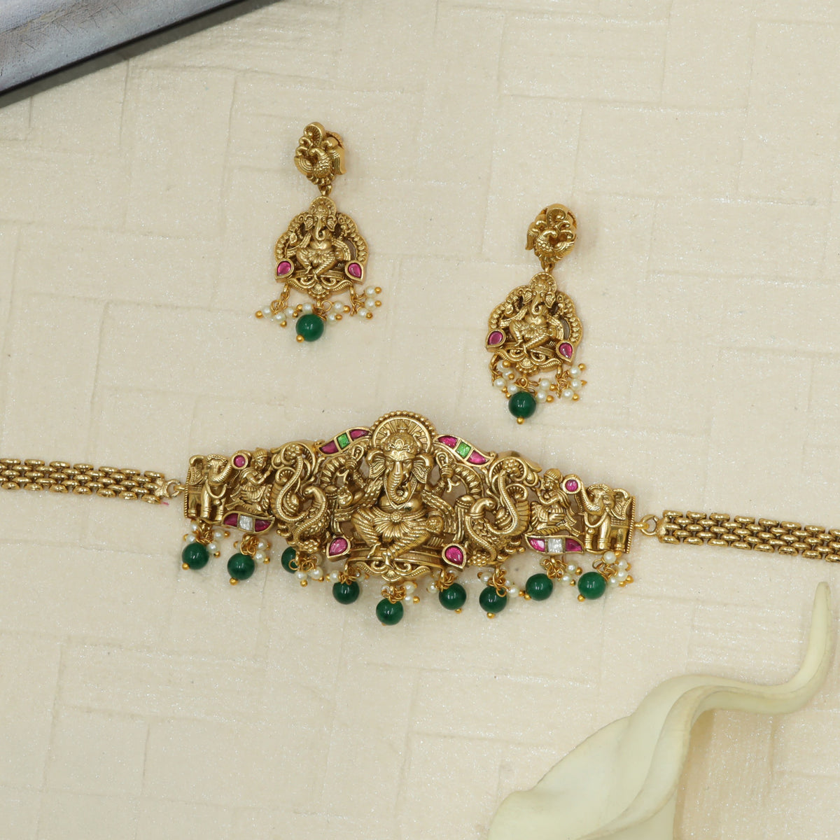 Traditional Antique Choker With Ganesha Pendant Design