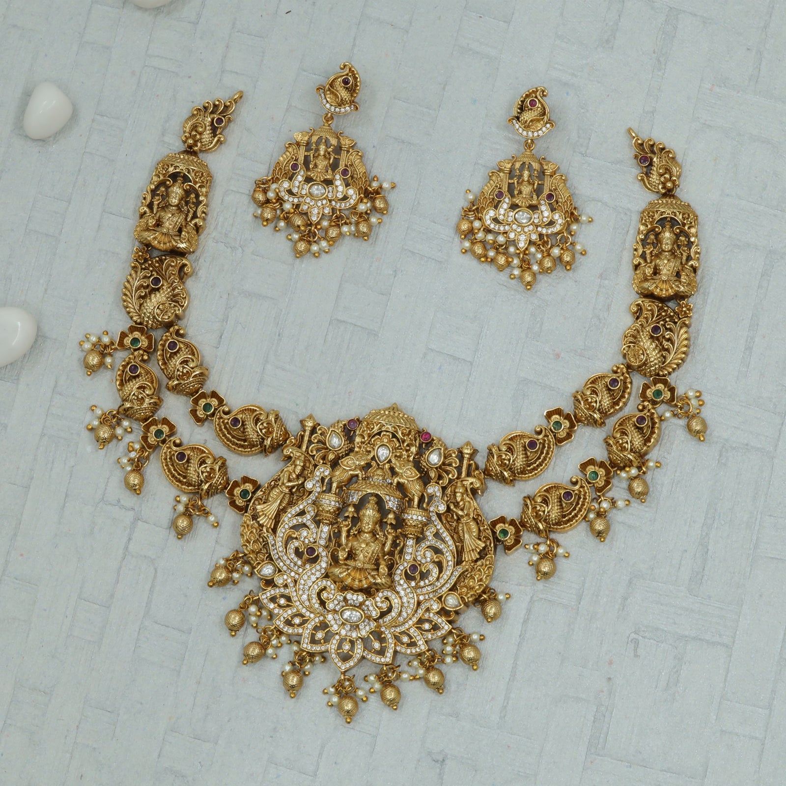 Antique Goddess Lakshmi Floral Arch Necklace Set