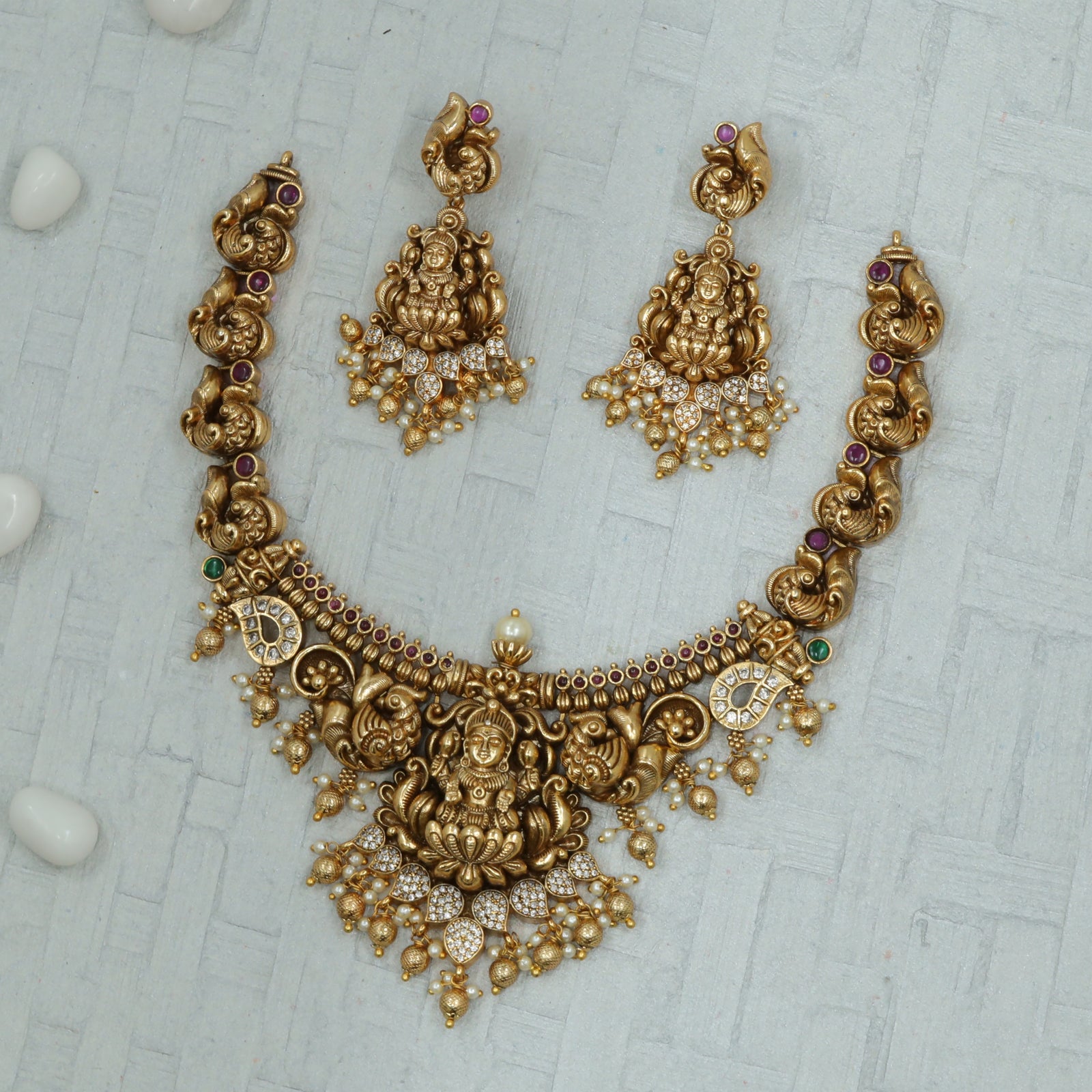 Antique Goddess Lakshmi Floral Scroll Necklace Set