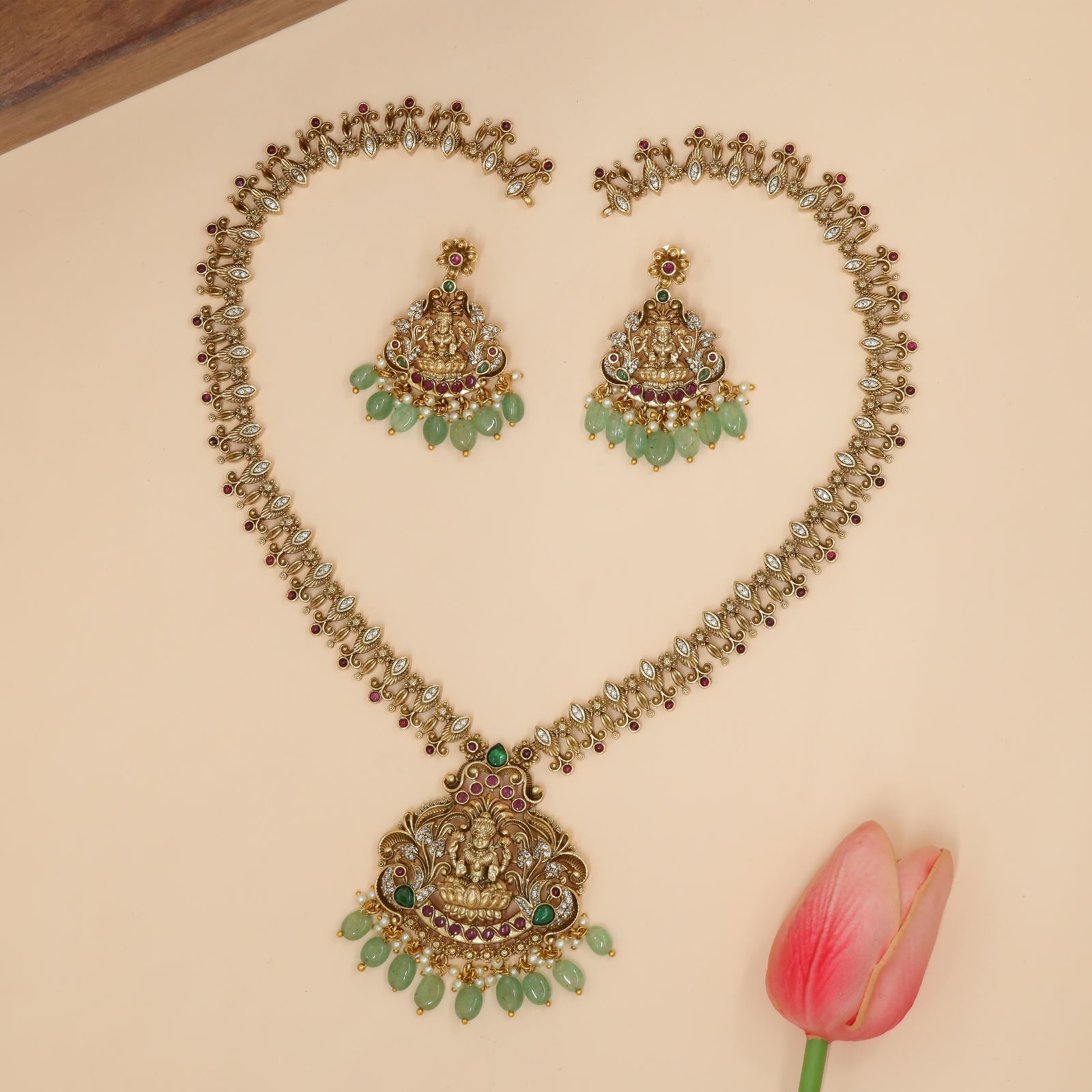 Antique Shree Lakshmi Pendant Long Haara