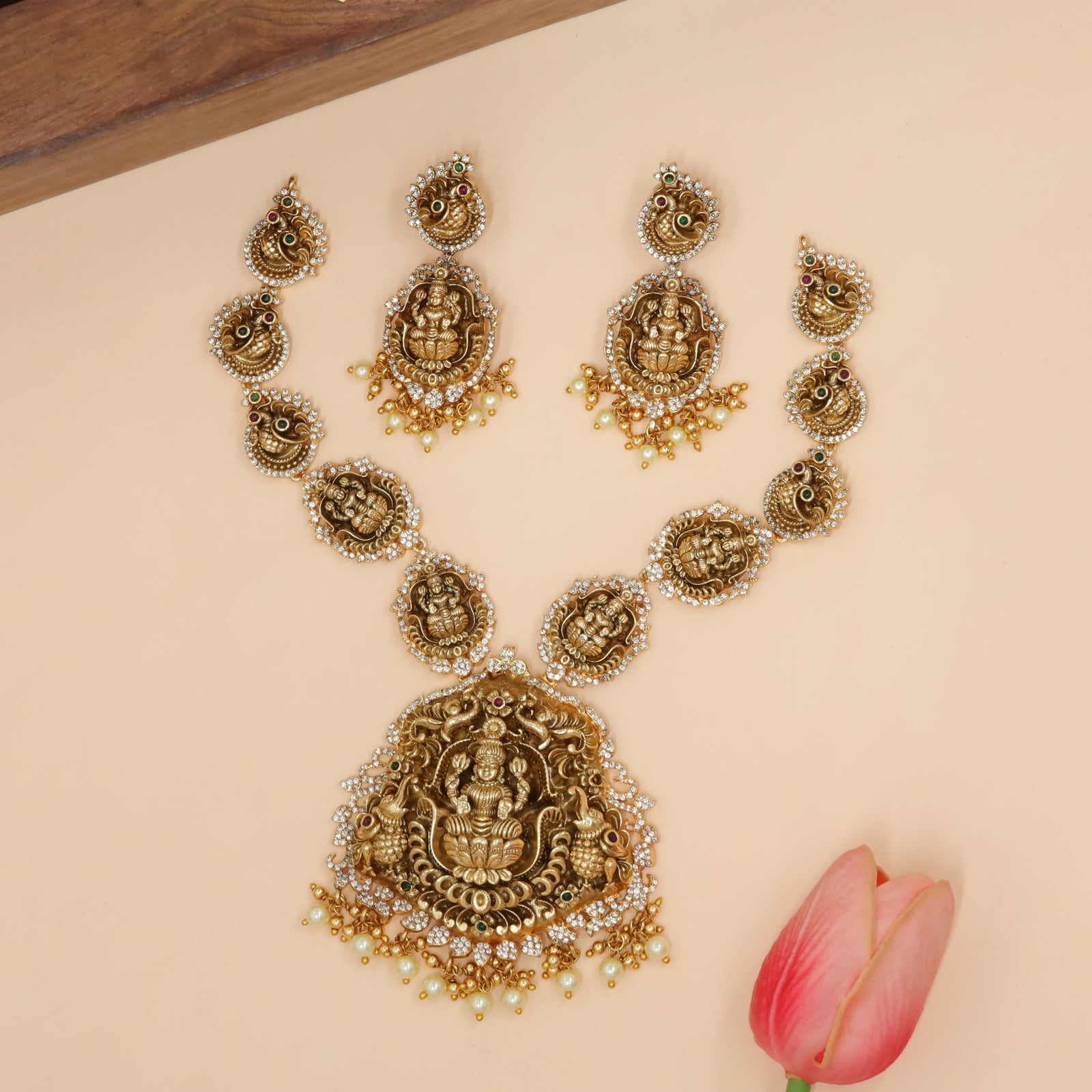 Antique Goddess Lakshmi Temple Necklace Set