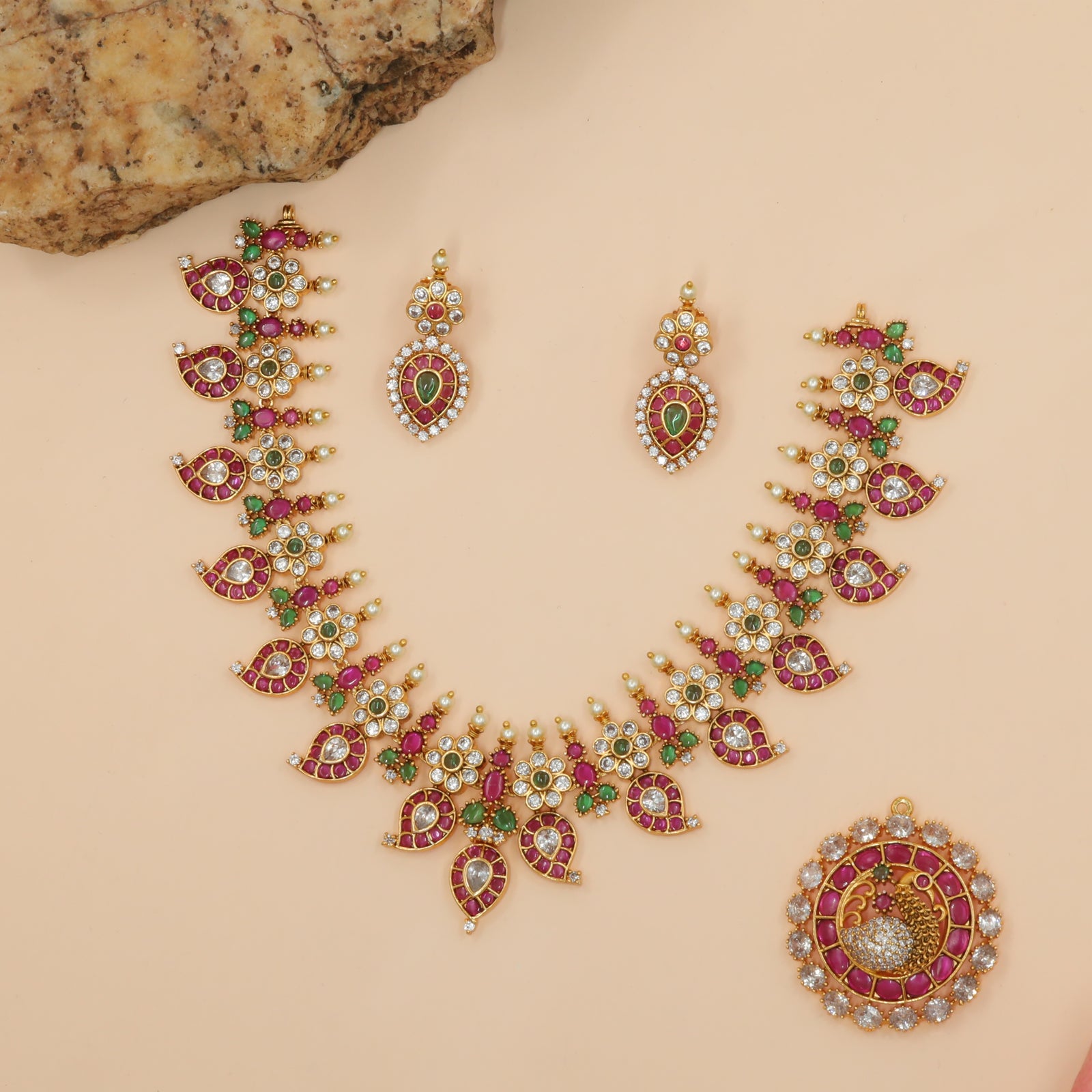 Mango Motif Necklace Set