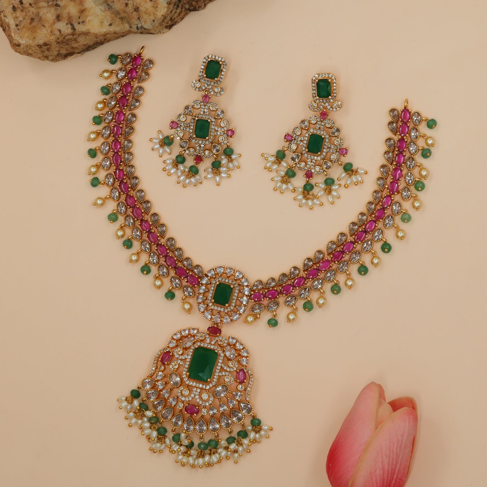 Antique Regal Stone-Link Necklace Set