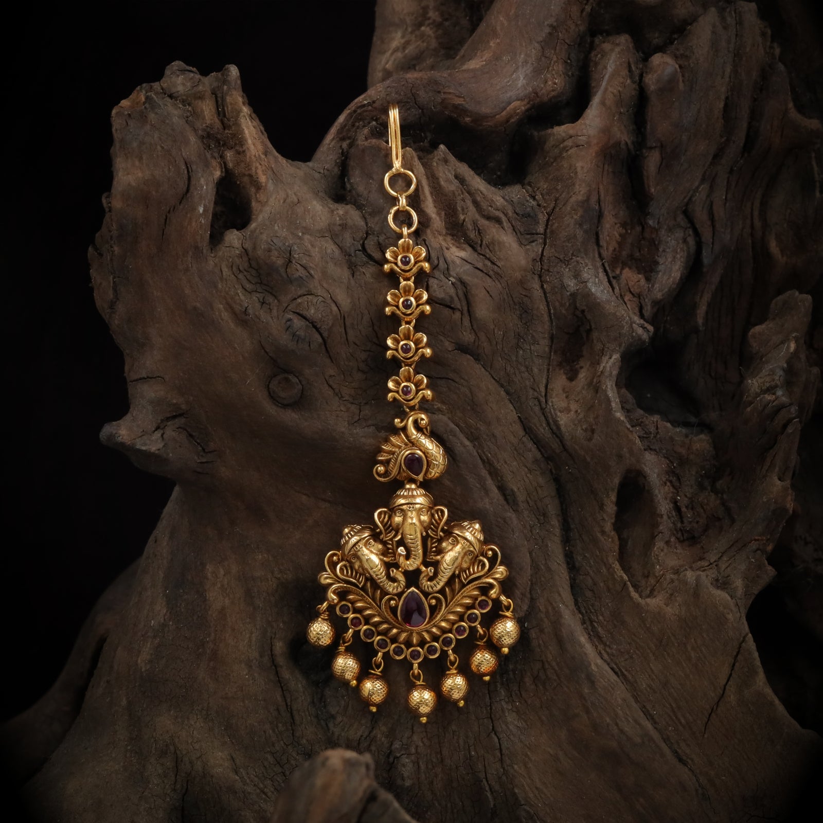 Antique Lord Ganesha Crest Maang Tikka