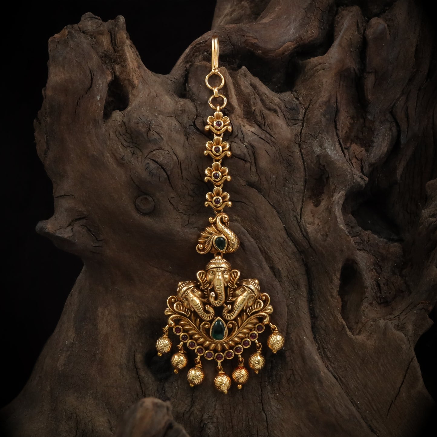 Antique Lord Ganesha Crest Maang Tikka