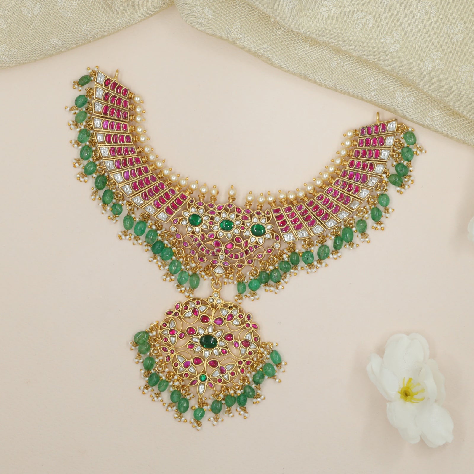 Ratna Pushpa Jadau Necklace Set