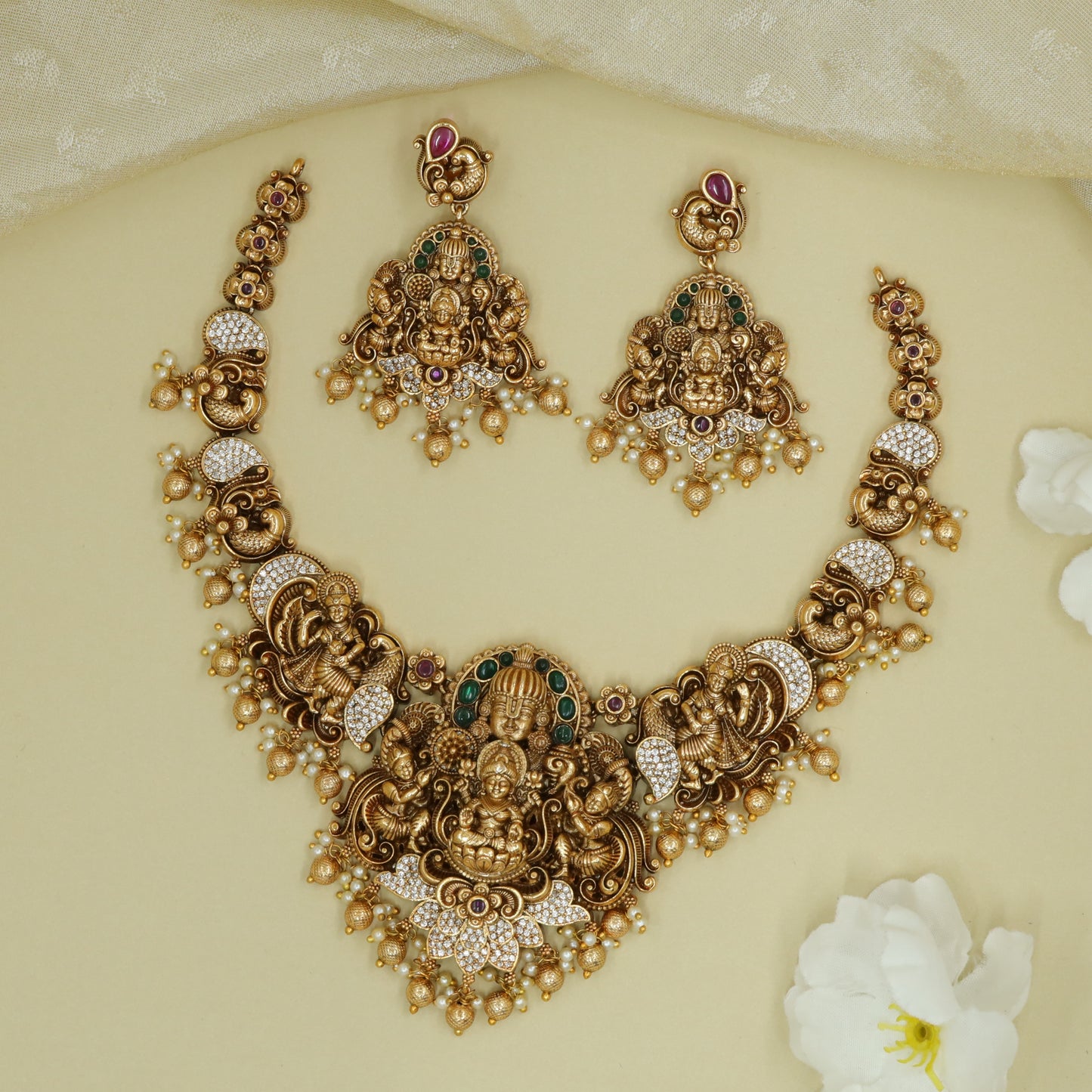 Antique Lord Lakshmi Venkateswara Consort Motif Necklace Set
