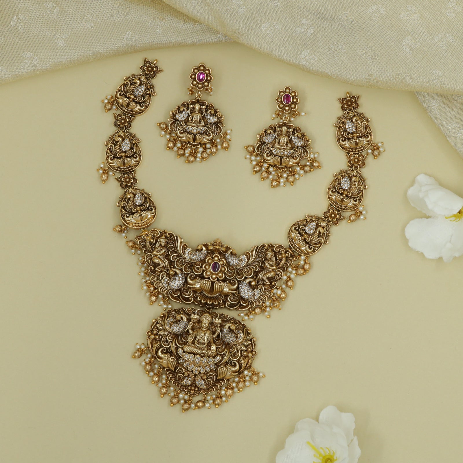 Antique Goddess Lakshmi Paisley Medallion Necklace Set