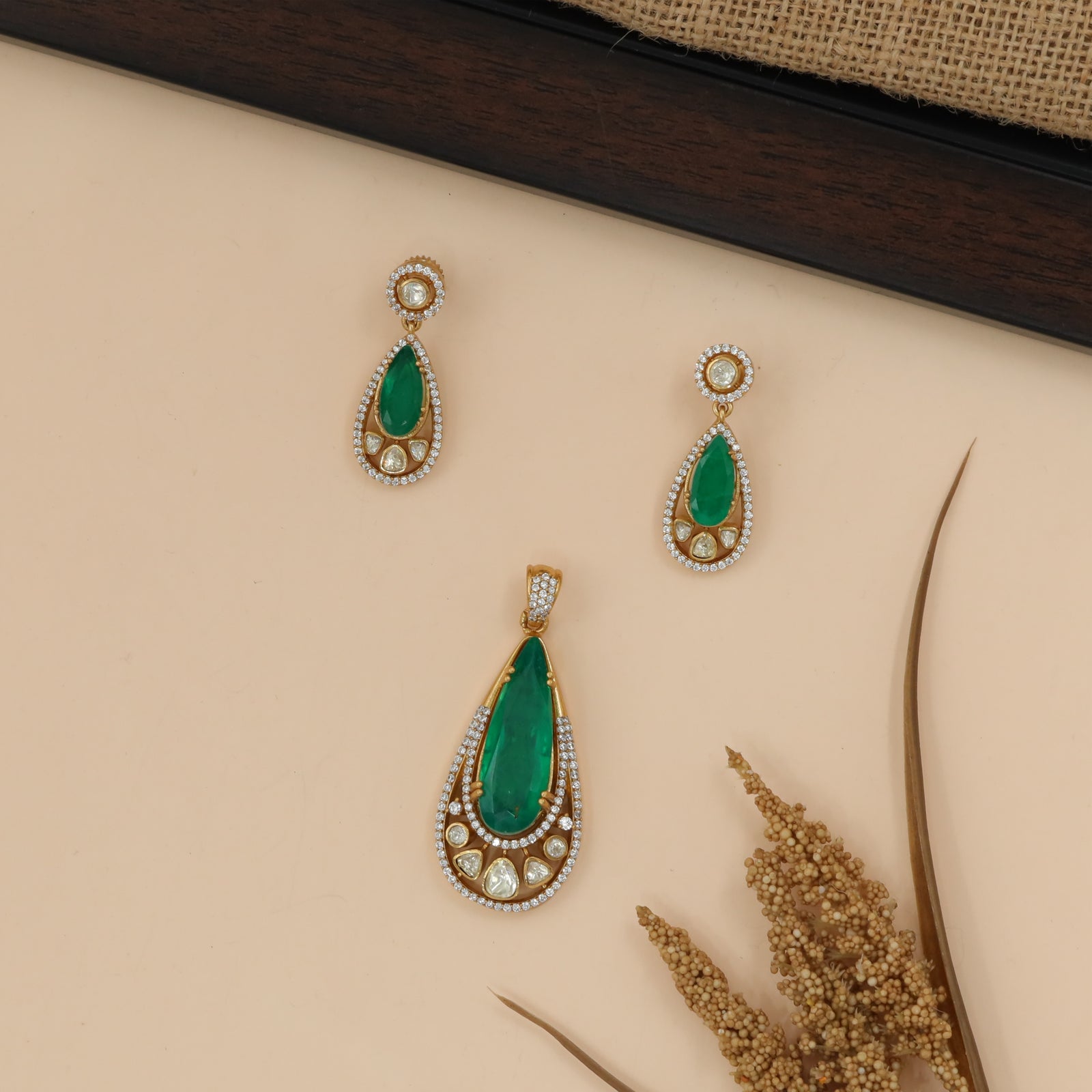 Elongated Teardrop Pendant Set