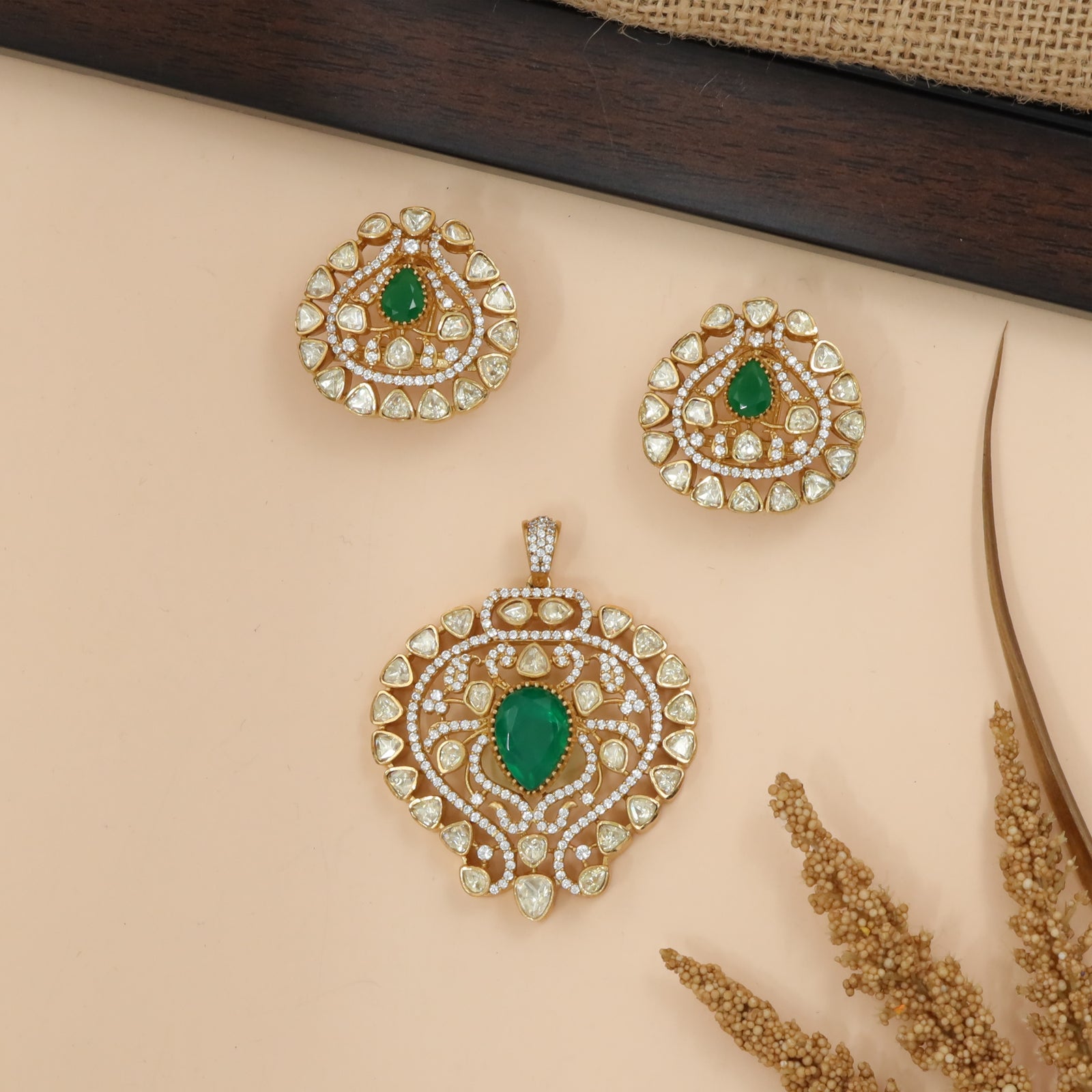 Framed Drop Motif Pendant Set