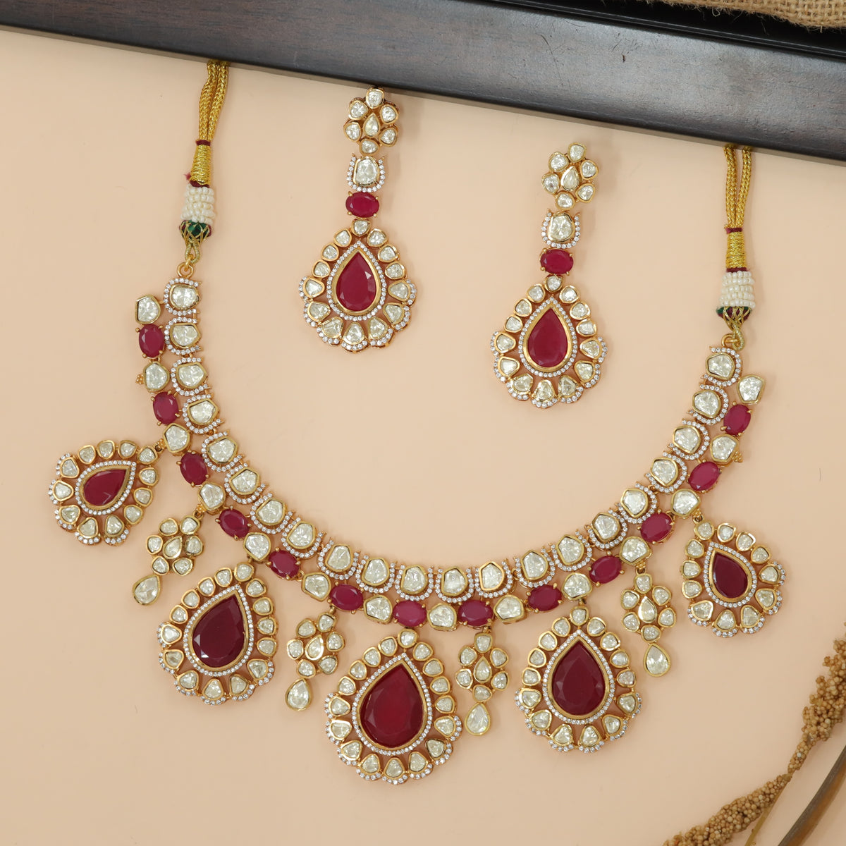 Teardrop Garland Collar Necklace Set