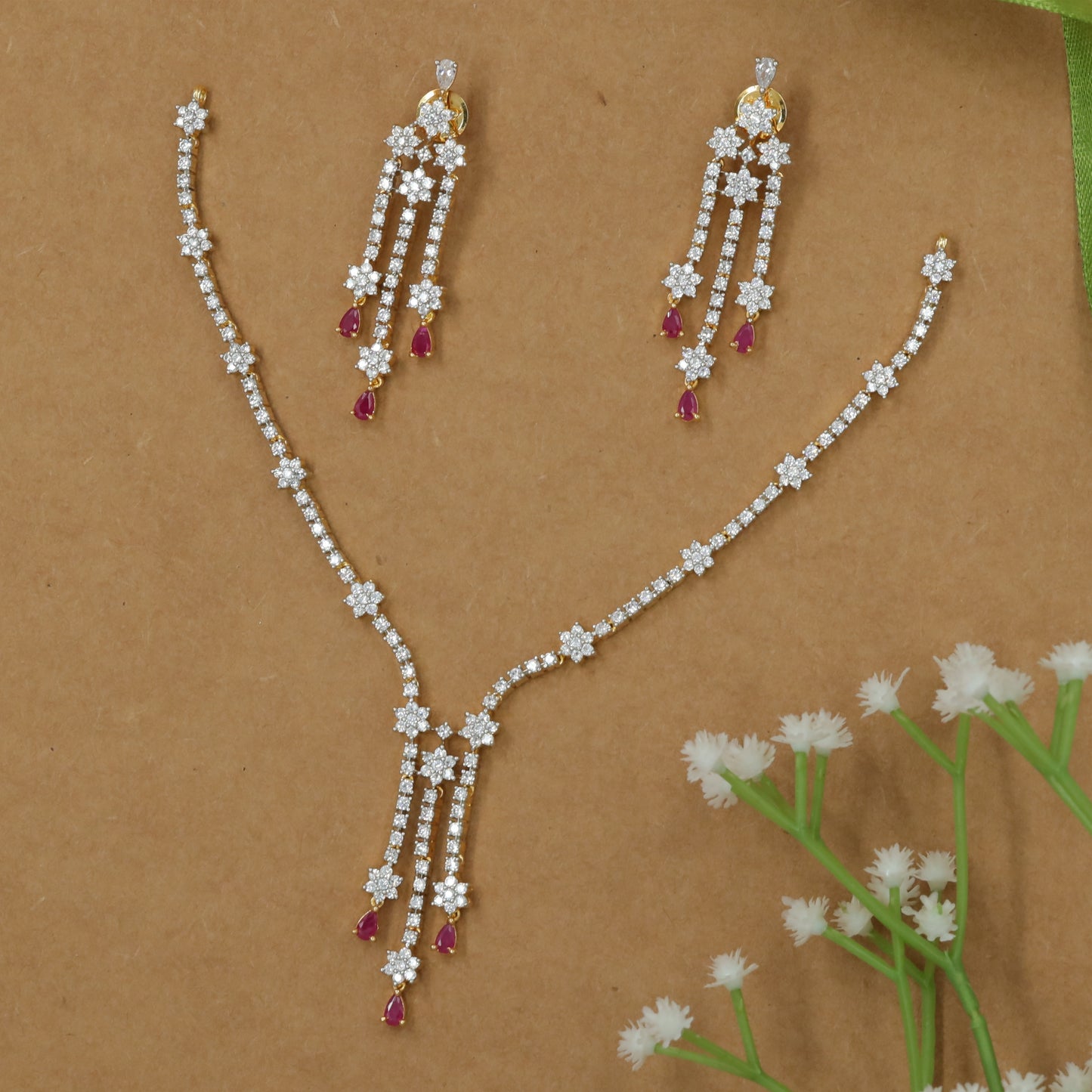 Sculpted Necklace with Y-Shaped Lariat Construction and Triple Drop Finish