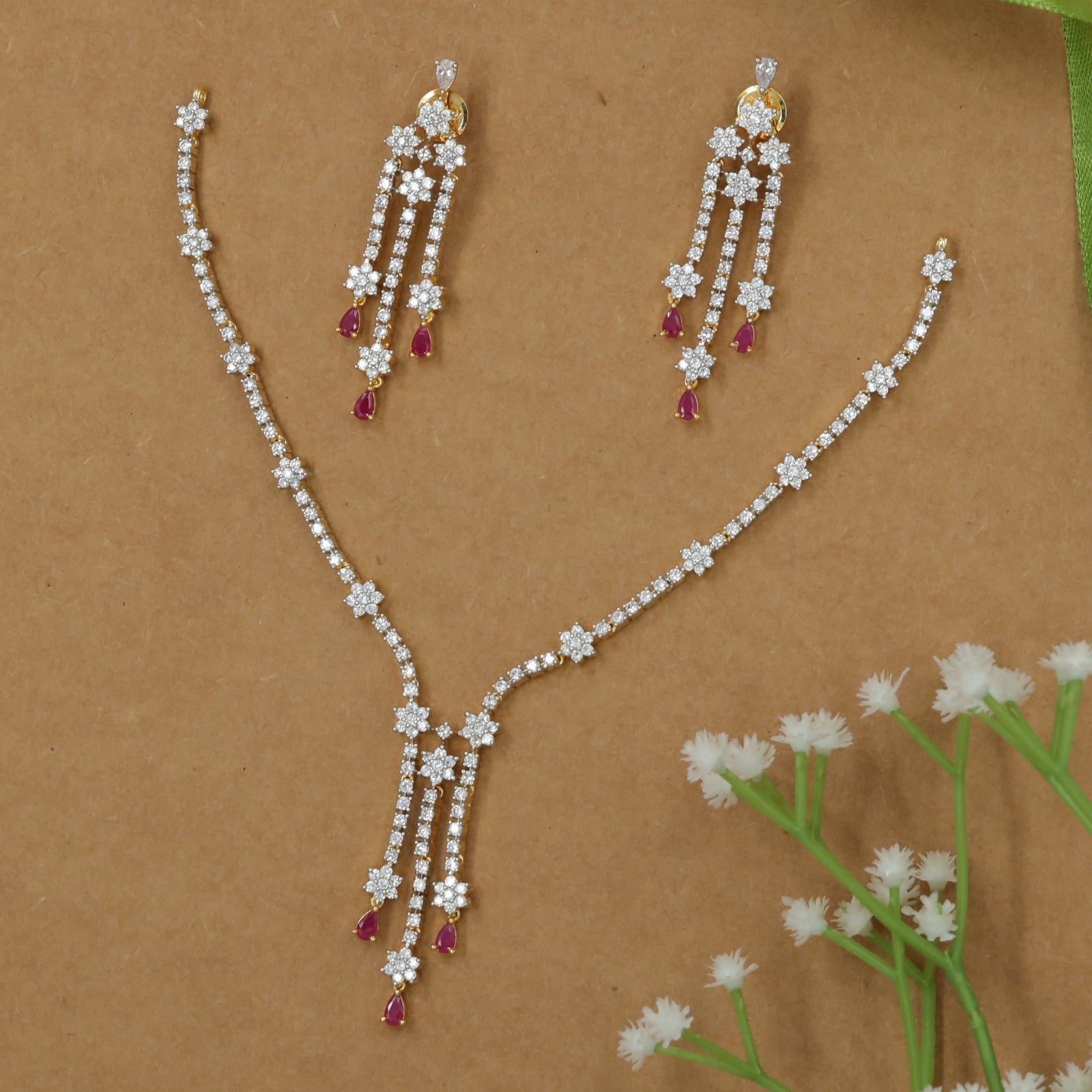 Sculpted Necklace with Y-Shaped Lariat Construction and Triple Drop Finish
