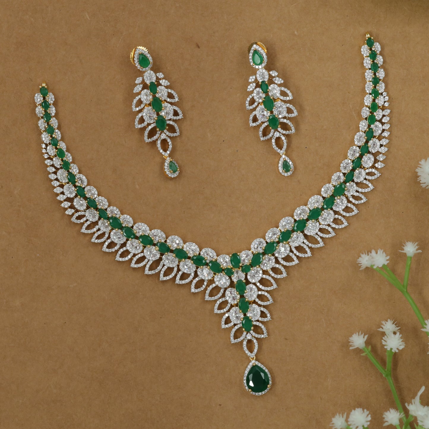 Contoured Necklace with Repeating Leaf Loops and Center Fall