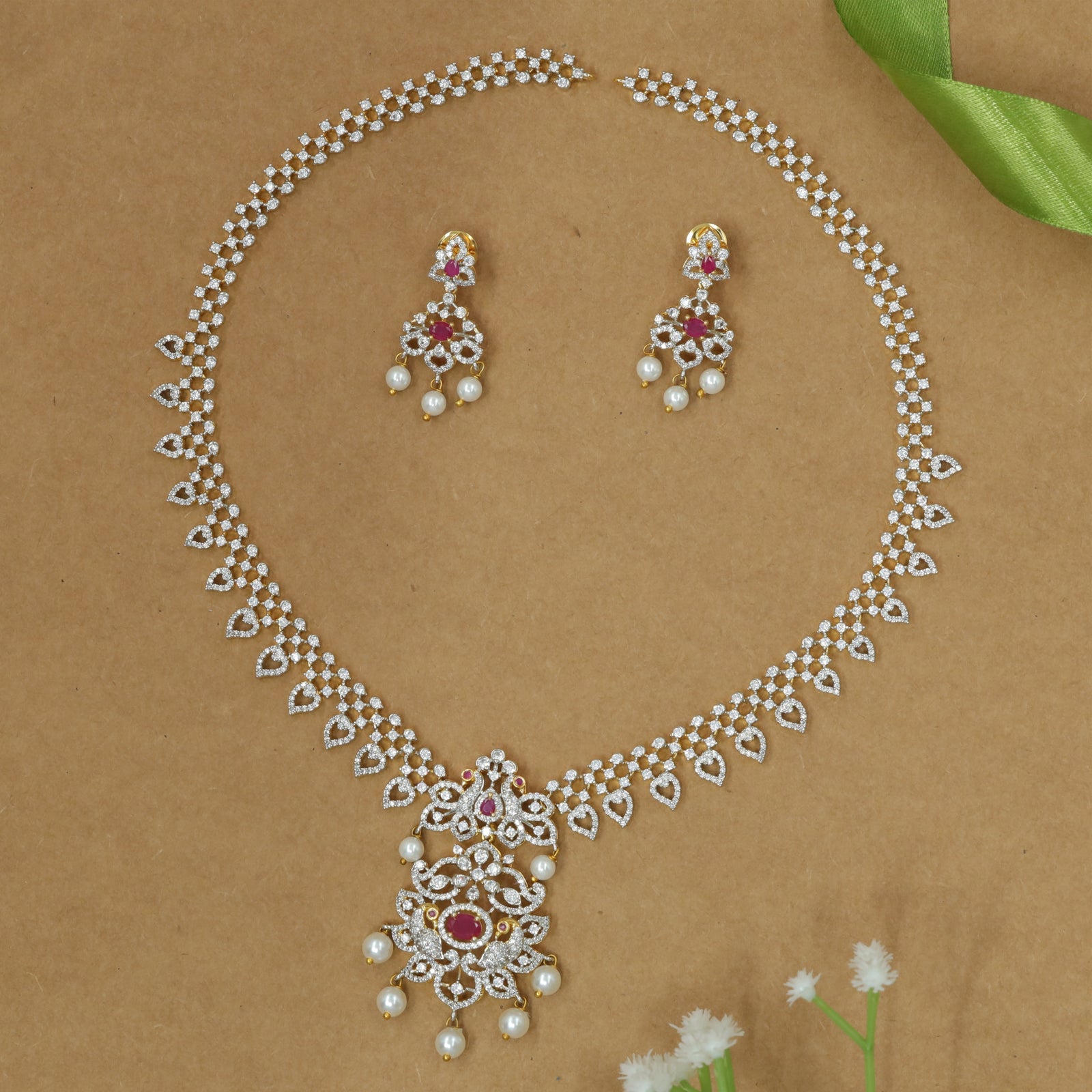 Luxury Heart Link Necklace with Central Floral Drop Pendant