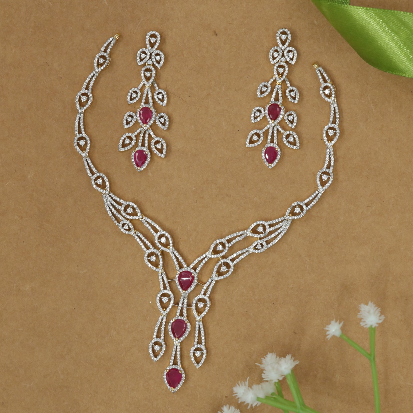 Graceful Leaf Motif Diamond-Style Necklace Set with Flowing Drop Design