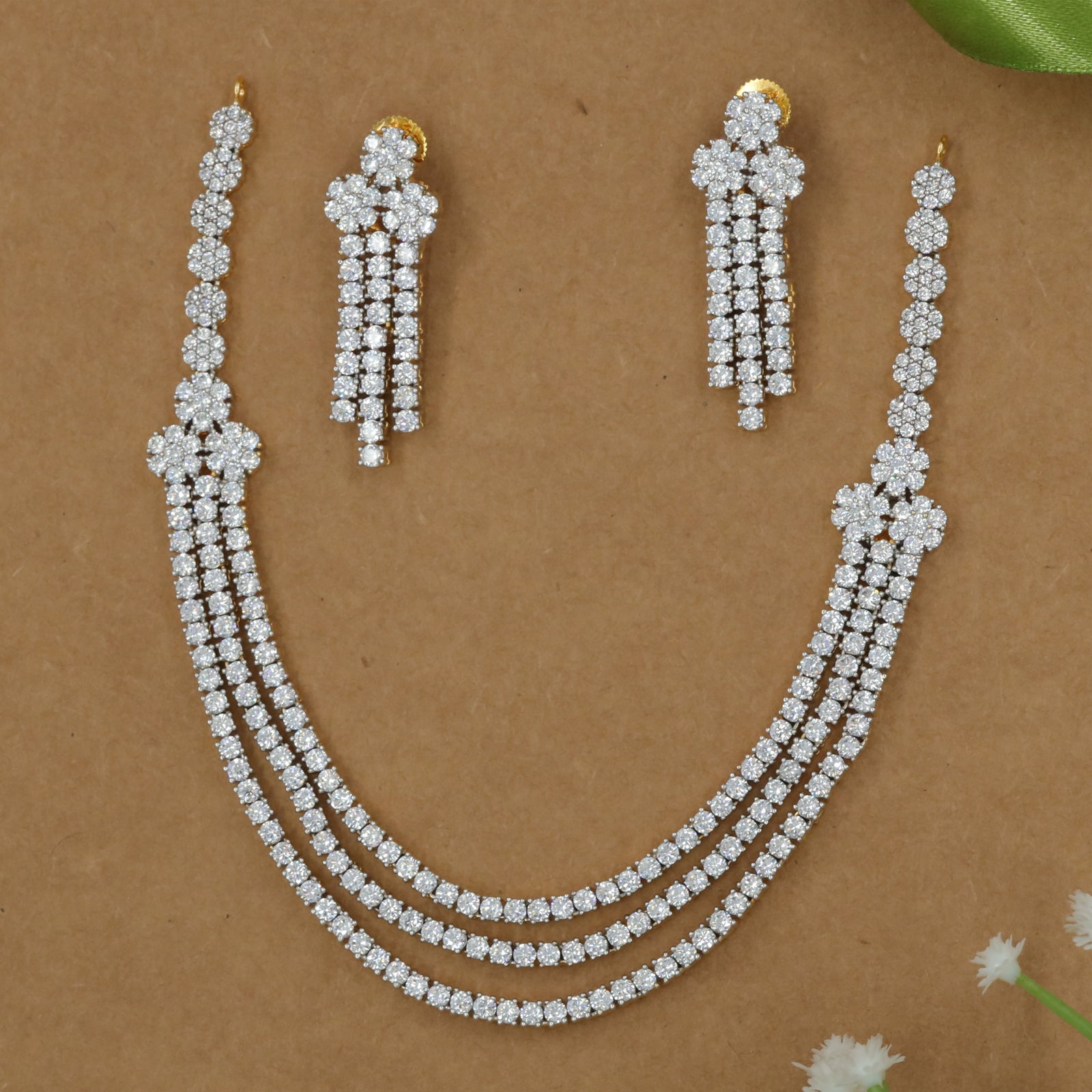 Elegant Triple-Layer Floral Link Necklace Set with Structured Rows