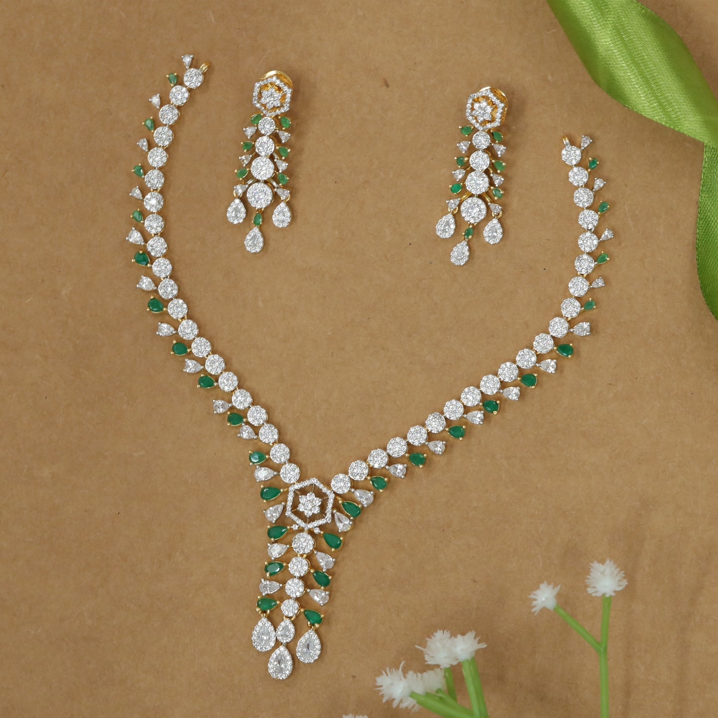 Dual-Tone Stone Flow Necklace with Central Drop Cascade Set