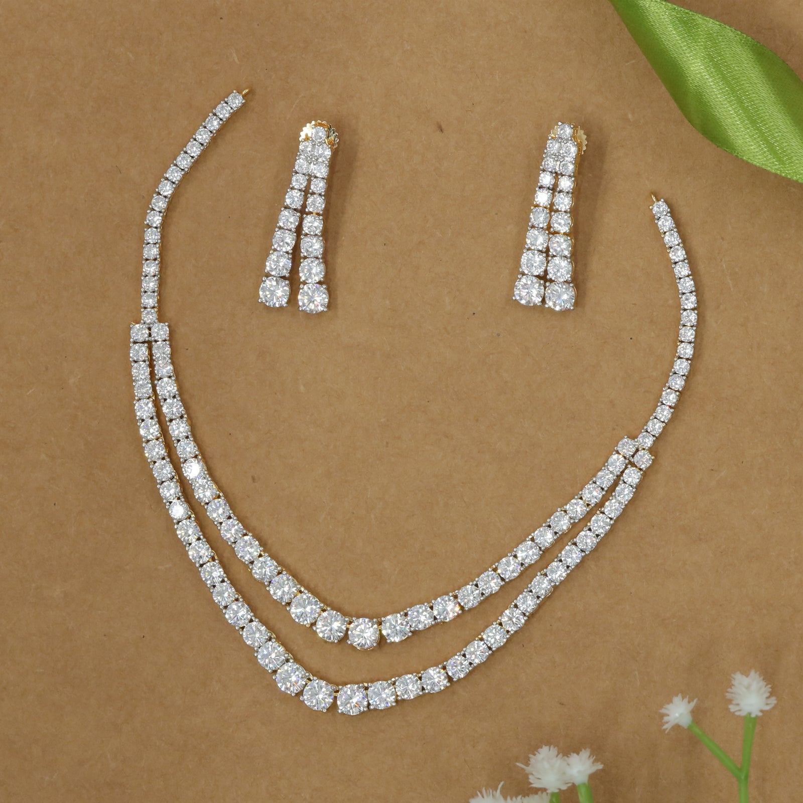 Double-Layer Stone Curve Necklace with Parallel Flow Set