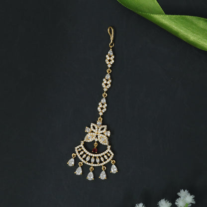 Tikka with Butterfly Stone Design and Curved Drop Base
