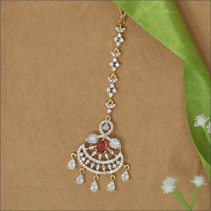 Contemporary Long Tikka with Arched Drop Detail