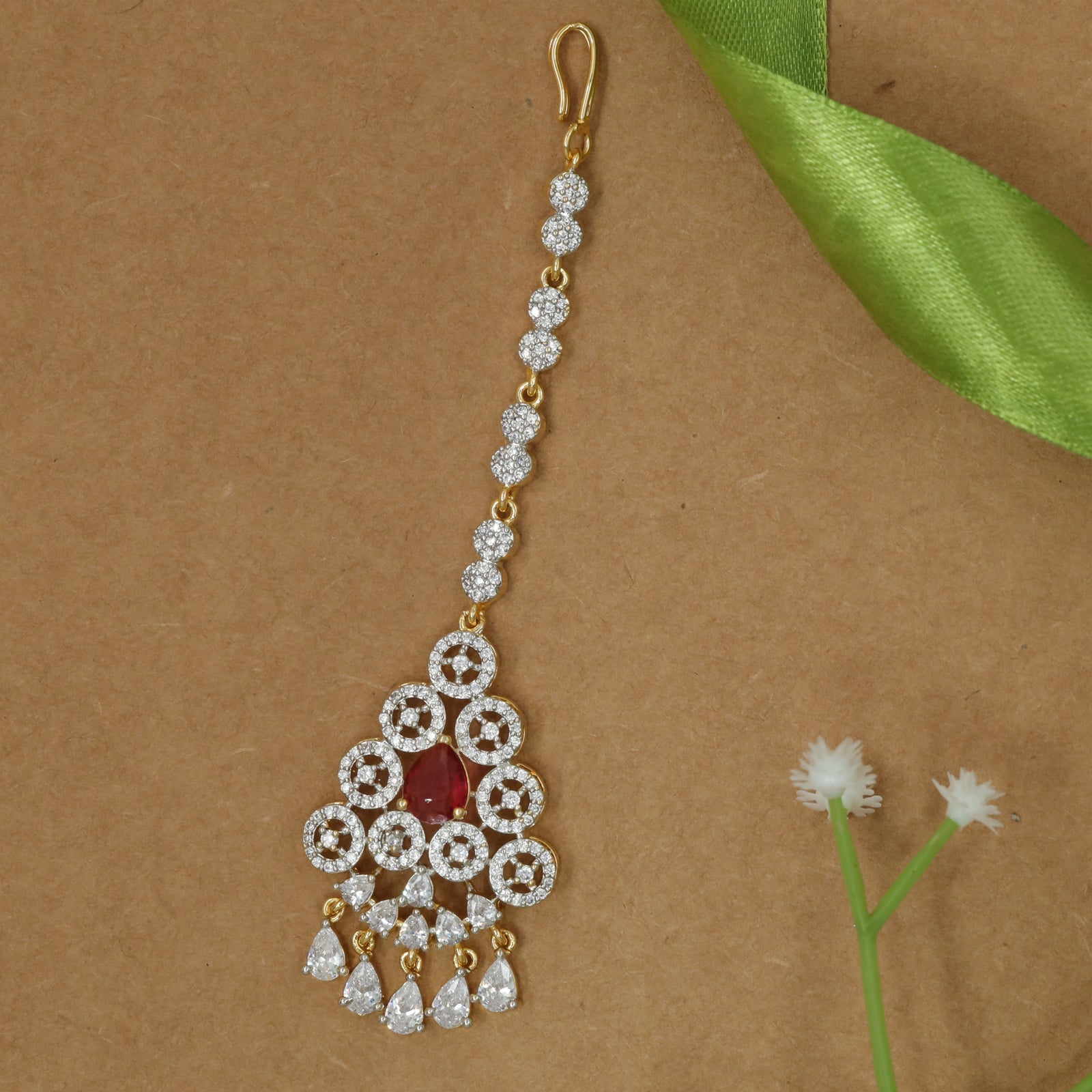 Disc Pattern Drop Tikka with Pear Hanging Ends