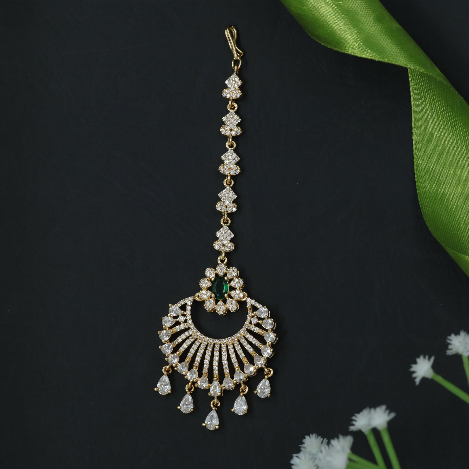 Slim Spark Chain Tikka with Radiating Arc Finish