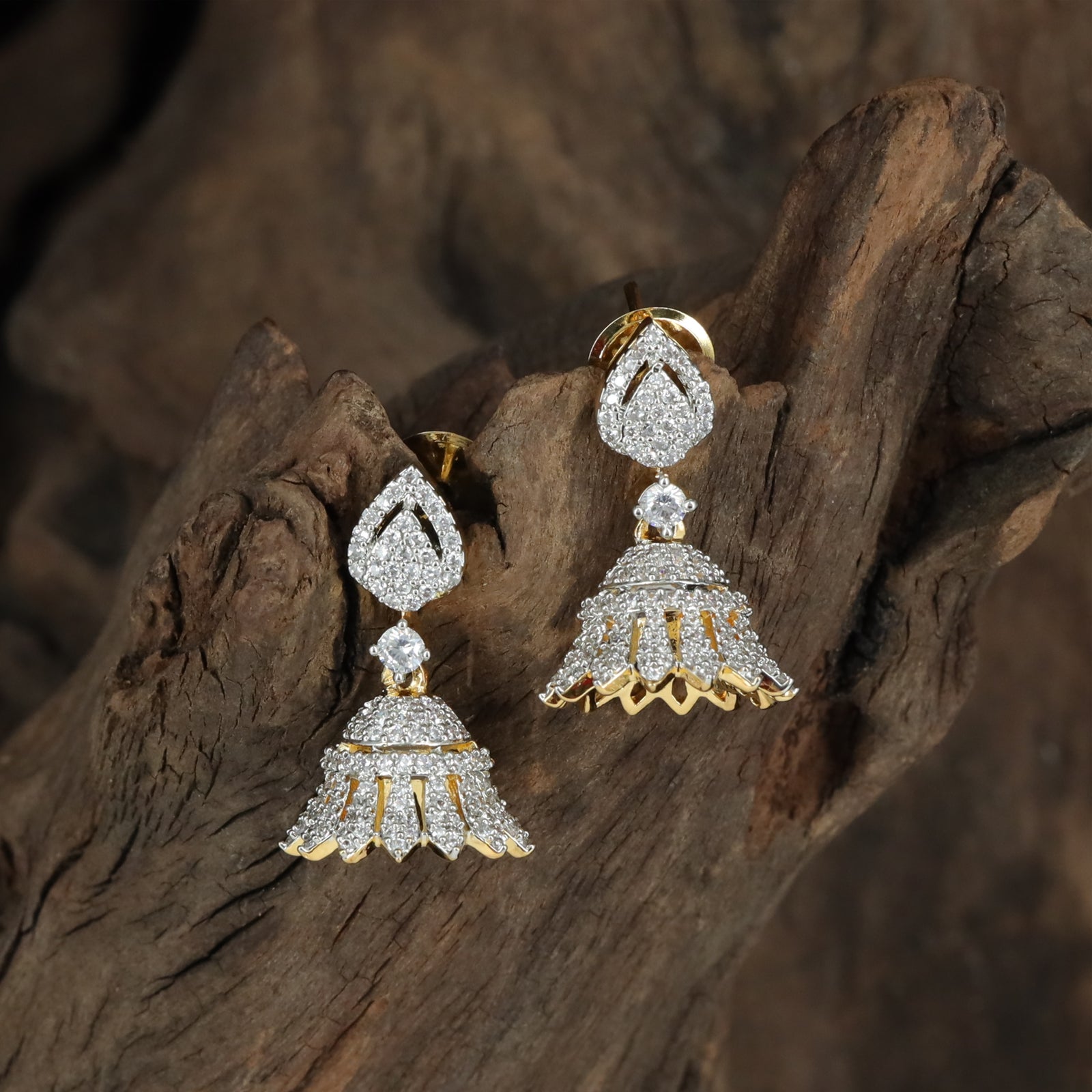 Framed Pear Jumka with Structured Bell Finish